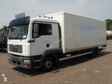 camion furgone MAN