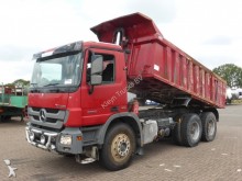 camion benne Mercedes