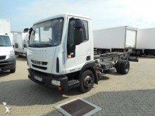 camión chasis Iveco