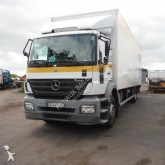camion fourgon Mercedes