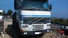 camión volquete Volvo