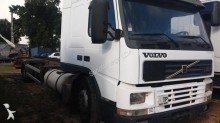 camión Volvo FM7