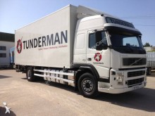 camion Volvo FM9 300