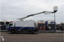 camion nacelle Mercedes