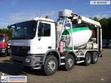 camion calcestruzzo Mercedes