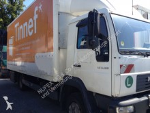 camion furgone MAN