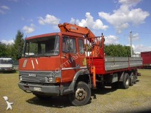 camion cassone fisso Iveco