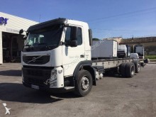 camion châssis Volvo