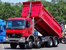 camion ribaltabile Mercedes