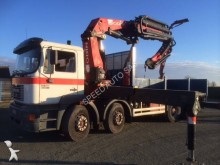 camion piattaforma MAN
