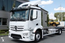 camion châssis Mercedes
