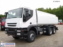 camión cisterna Iveco