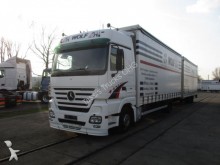 camión lona corredera (tautliner) Mercedes