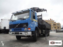 camión Volvo FL10 320