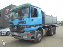 camion benne Mercedes
