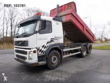 camion ribaltabile Volvo