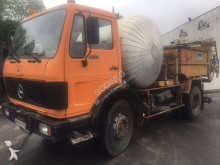 camion citerne pulvérulent Mercedes
