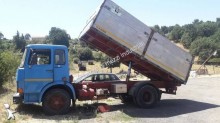 camion tri-benne Fiat