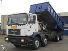 camion ribaltabile MAN