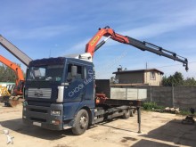 camion piattaforma MAN