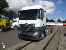 camión chasis Mercedes