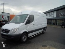 camion furgone Mercedes