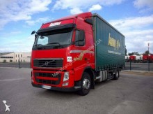 camion Teloni scorrevoli (centinato alla francese) Volvo