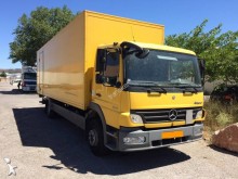 camión furgón caja polyfond Mercedes