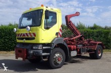 camión Renault Kerax 340