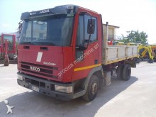 camión volquete Iveco