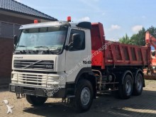 camion tri-benne Volvo