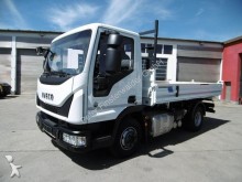 camión volquete trilateral Iveco