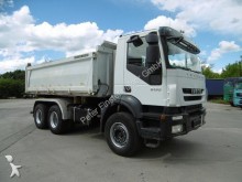 camion tri-benne Iveco