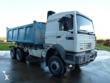 camion benne Renault
