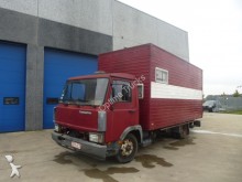 camión furgón Iveco