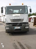 camión portamáquinas Iveco