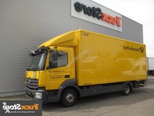 camion fourgon Mercedes