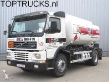 camion citerne Volvo
