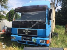 camion bétaillère MAN