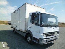 camión furgón caja polyfond Mercedes