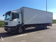 camion fourgon MAN