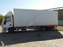 camión furgón Iveco