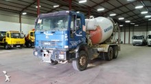 camion calcestruzzo Iveco