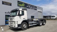 camion polybenne Volvo