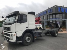 camion châssis Volvo