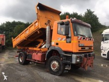 camion tri-benne Iveco