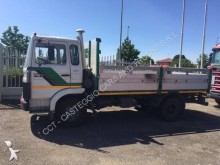 camion plateau ridelles Volvo