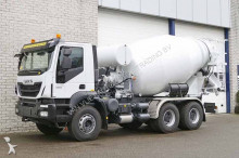 camion béton toupie / Malaxeur Iveco
