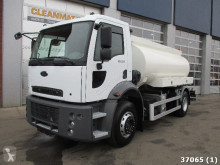 camion cisterna Ford