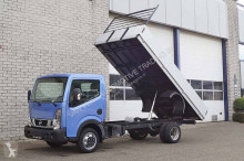 Nissan tipper truck
